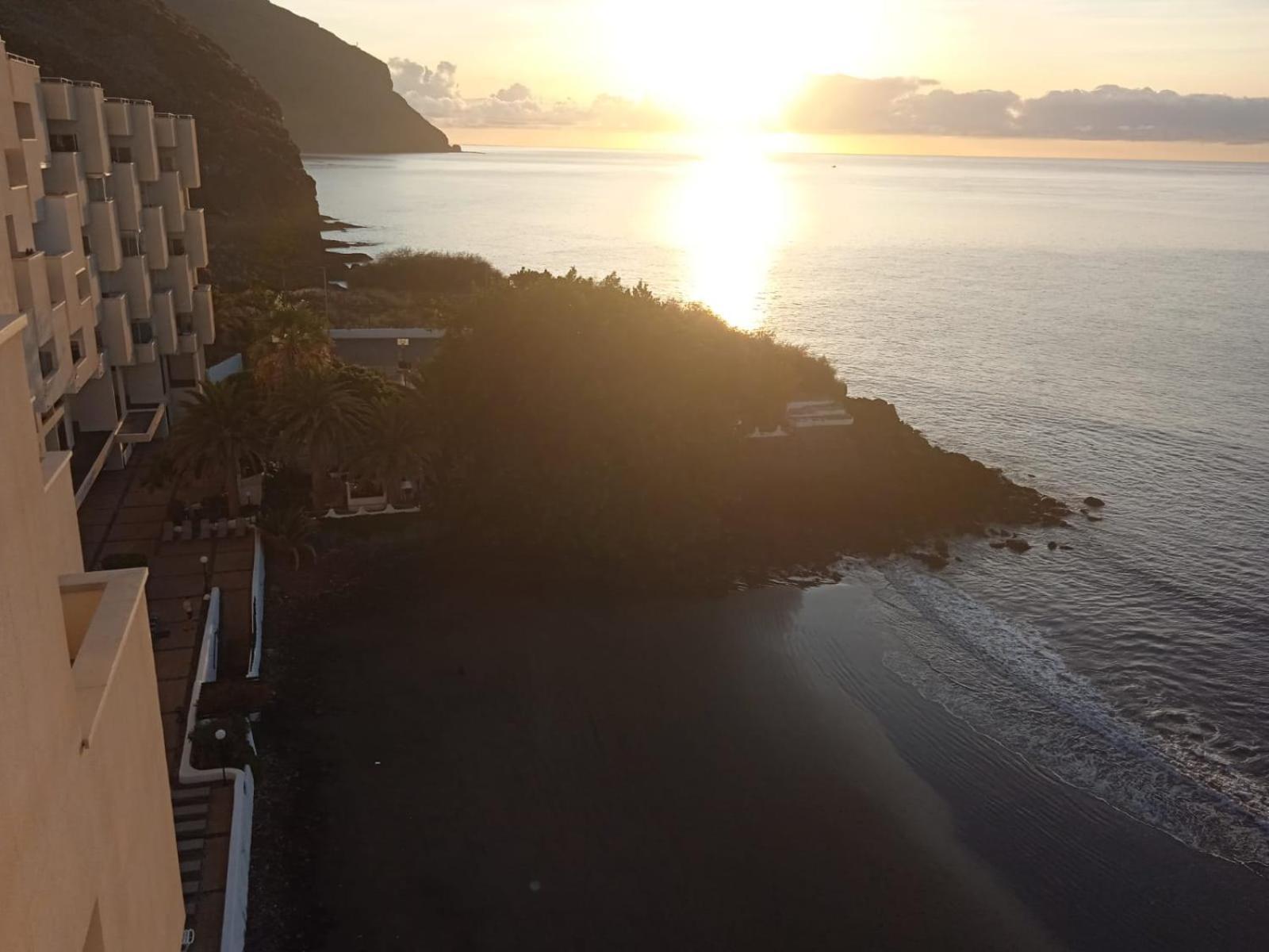 Apartamentos playa chica / playa las gaviotas Santa Cruz de Tenerife Exterior foto